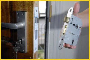 Metro Locksmith Services Glendale, AZ 623-476-0038 - 13-lock-replace